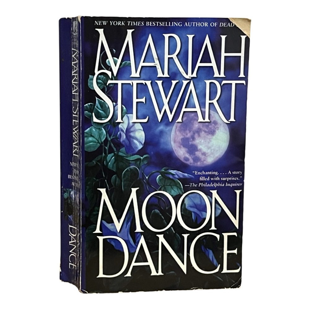 Moon Dance by Mariah Stewart Bestselling Author Suspense Mystery Romance